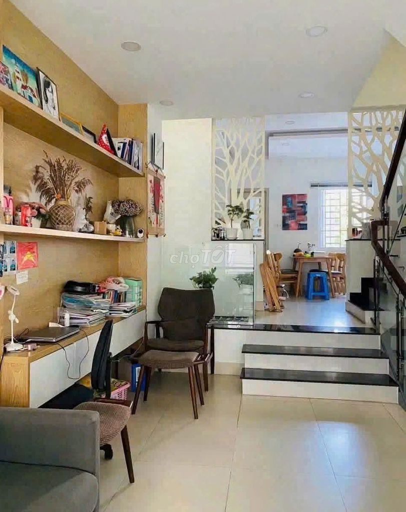 Rent 1 MM 3 L 4 bedrooms hbb13 Hiệp Bình Phước Thủ Đức 15 million