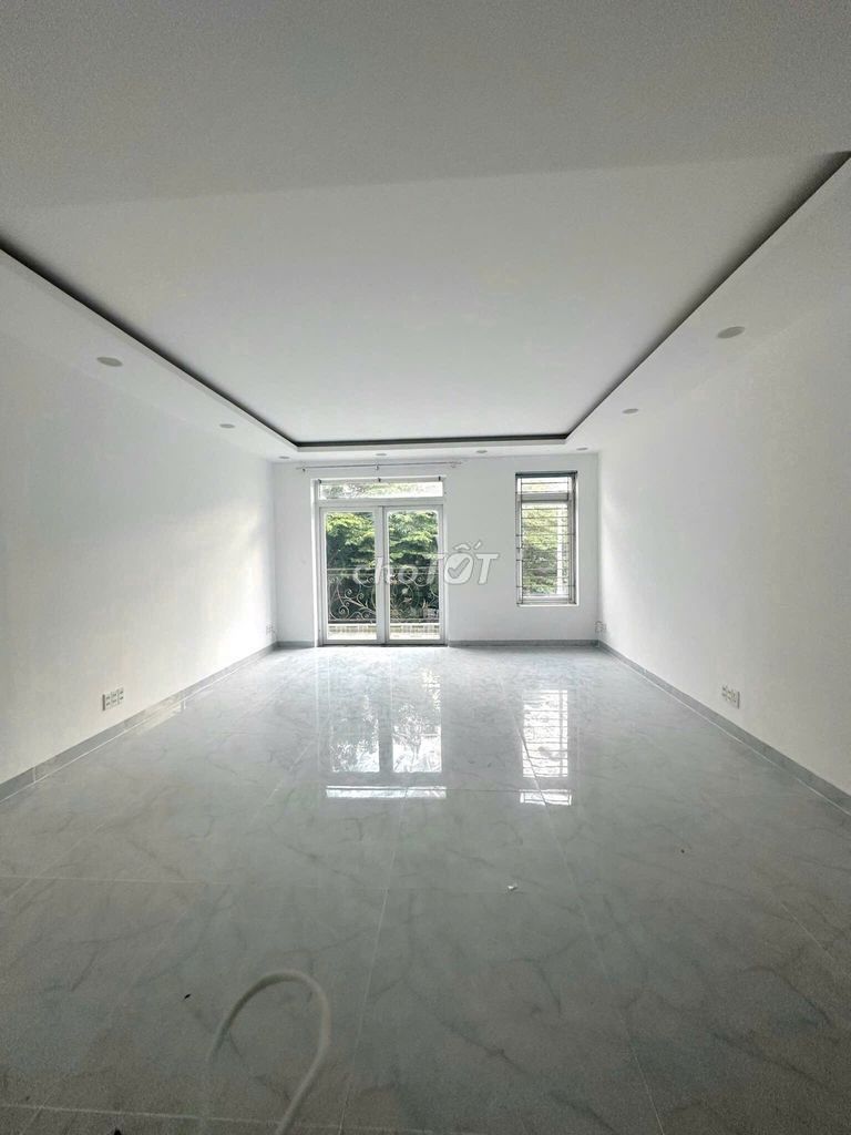 Rent a Hoa Sứq. Bedroom x18 mm of 3 stories.