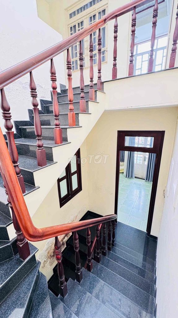 To rent the whole place