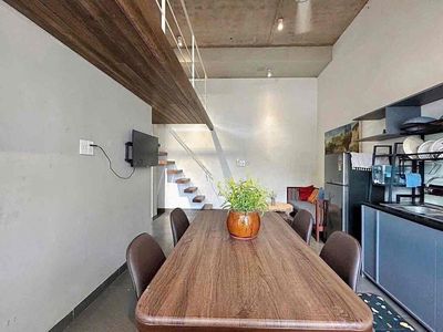 Duprix is high-height, interior near the center of q1 district 4 broadly near the school