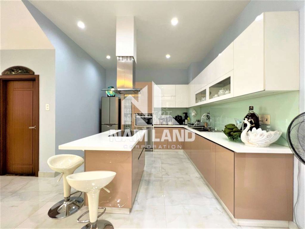 The villa is near mero 7 x20 at 45 million