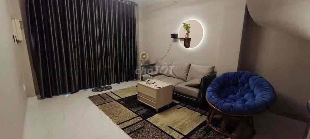 Điện Biên Phủ root house, 204 25, Bình Thạnh - 15 million a month.