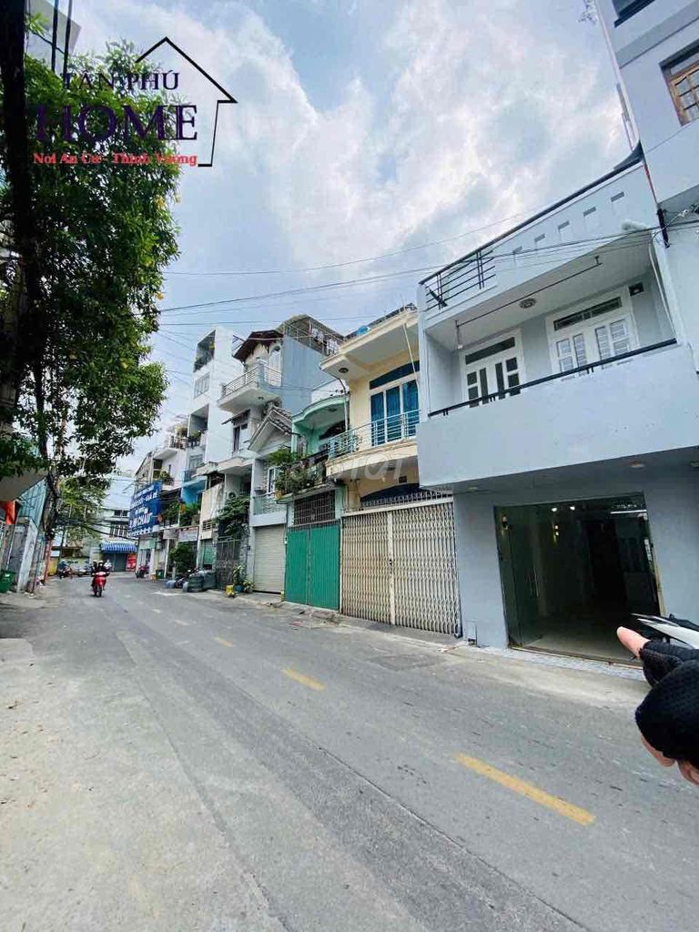 10m Street Hatt. Sơn Kỳ near Grand Choir University.