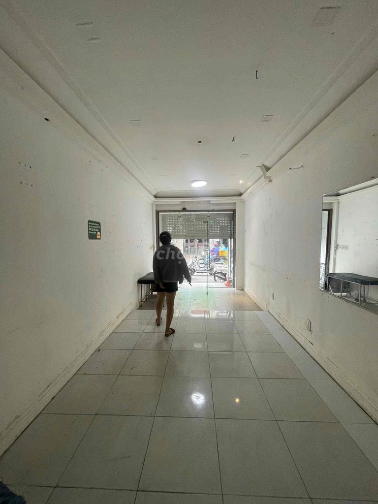 Rent a cash house Cô Giang 01-7-1, Q. Profit