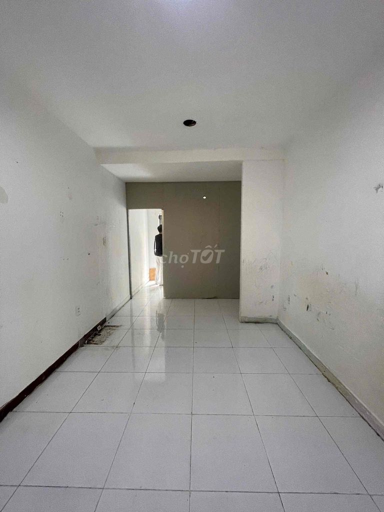 Rent a cash house Cô Giang 01-7-1, Q. Profit