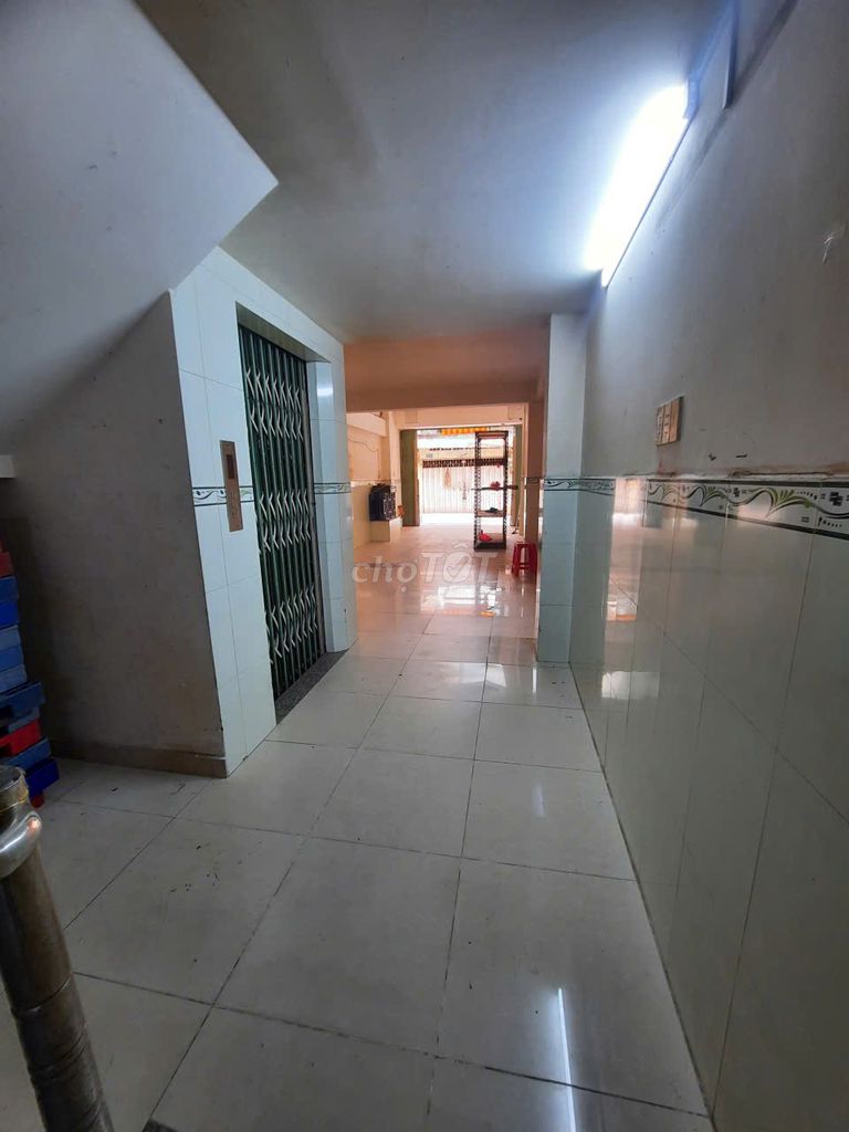 Tạ Uyên alleyhouse, 3 floor st, 6 bedroom 5 toilets, 4 x25 meters, 23 million