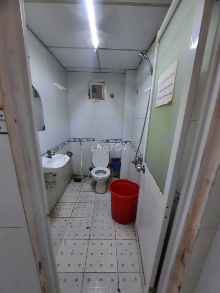Tạ Uyên alleyhouse, 3 floor st, 6 bedroom 5 toilets, 4 x25 meters, 23 million