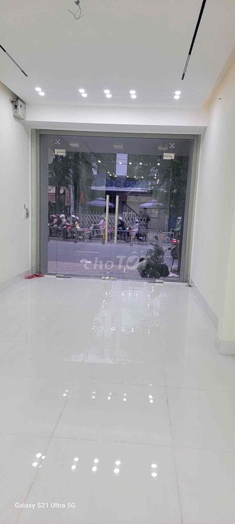 Rent a Trường Chinh-714 Tân Bình
