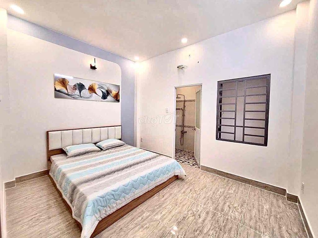 Renting an alleyhouse with a nice interior near the District of 12.