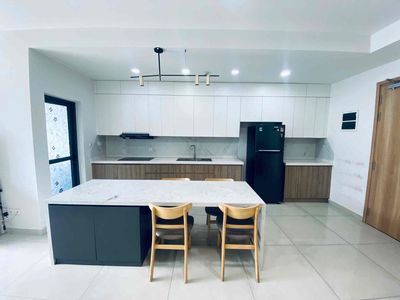 Hired for Eren Celadon City Tân Phú 104 m2 bedrooms Bay  sometime in the swimming pool