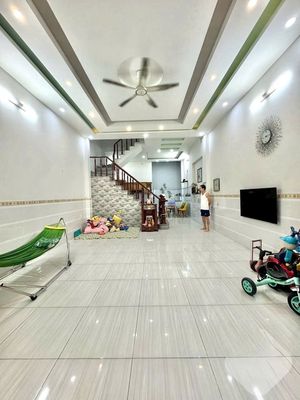 Need to rent an alley house 343/2 A Q.Tân Bình