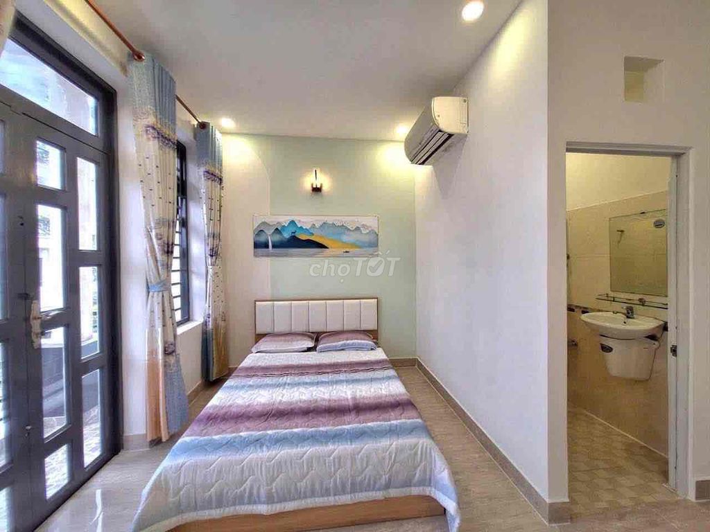 The full four bedrooms are right near the market for 10 million.