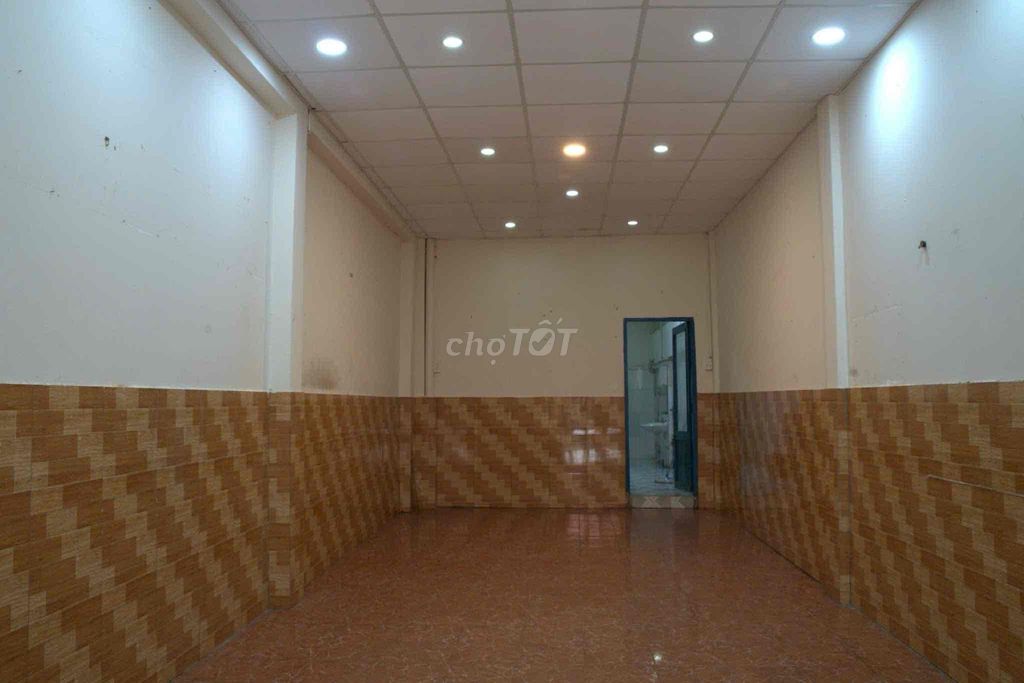 You need to rent a Thân Nhân Trung car.