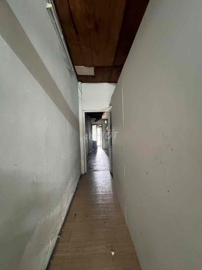 Rent a house on 106 Man Goods 300 meters old house for 6 million