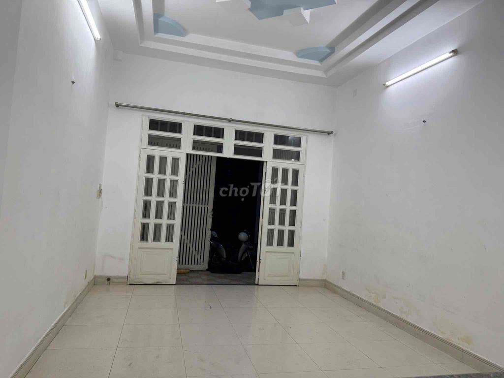 Phạm Văn Bạch writer 6 meters 4 bedroom 3 toilets cost 14 million long hours
