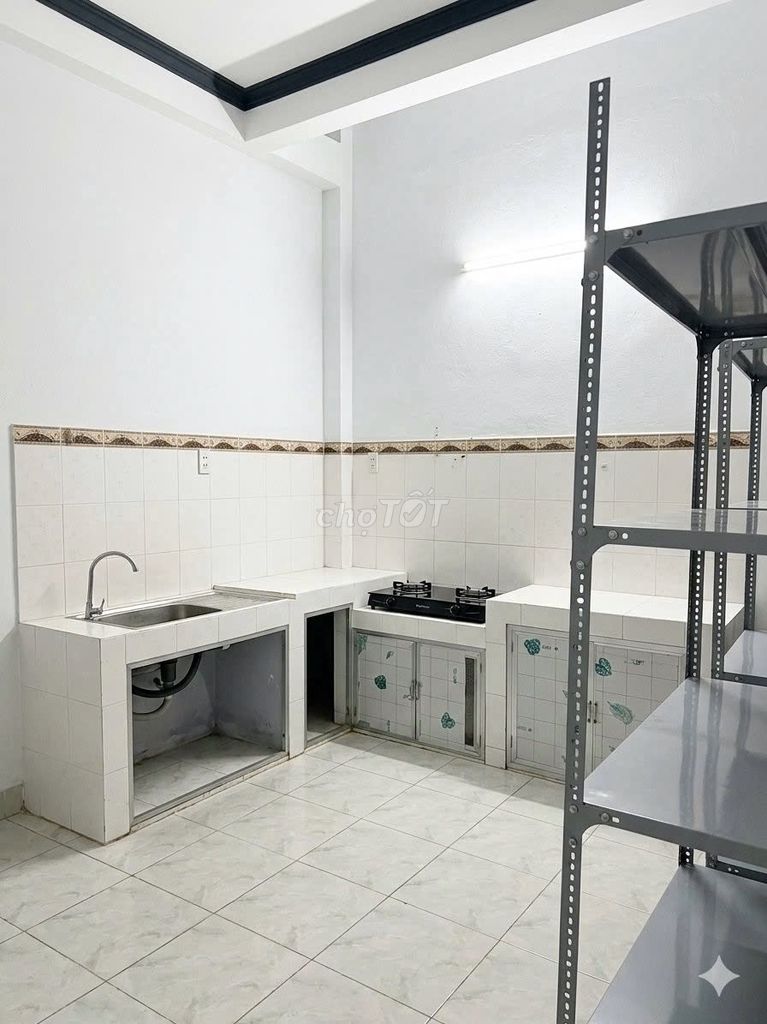 5 meters Nguyễn Văn Săng, 4 x 20 meters, 1 floor, 4 bedroom, 2 toilets