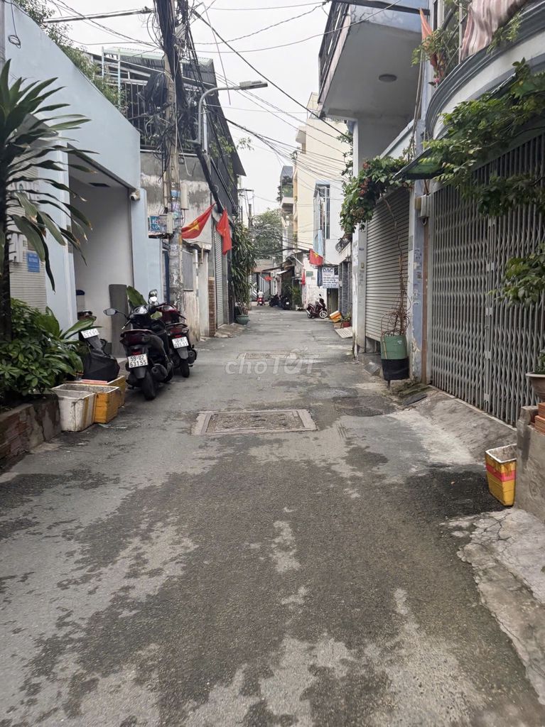 5 meters Nguyễn Văn Săng, 4 x 20 meters, 1 floor, 4 bedroom, 2 toilets