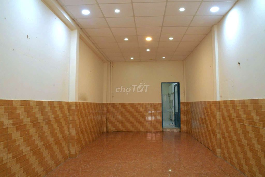 Carnell Alley - Cộng Hòa