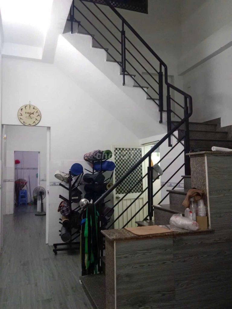 Two-story ground root of 2th floor, 425 meters, plastic surface, near Tô Ký-NNL3.