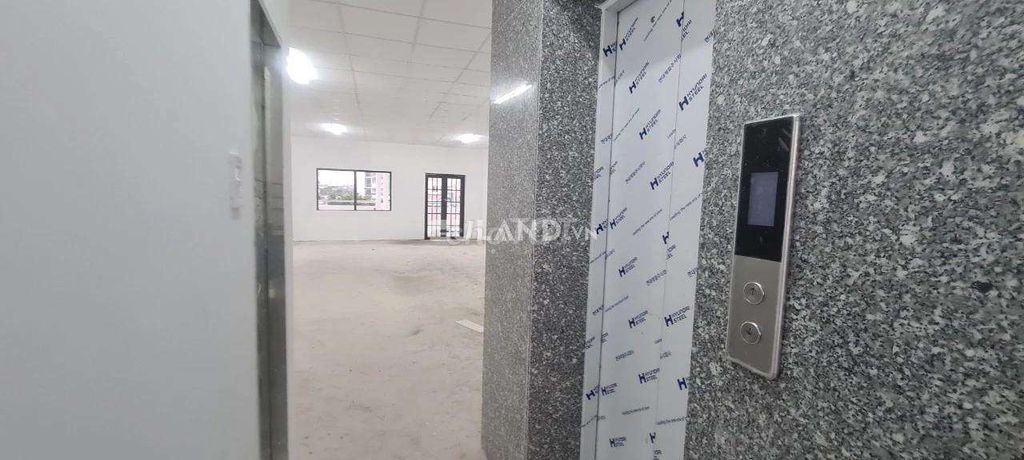 To rent the whole house. 2 Tân Kỳ Tân Quý liters.