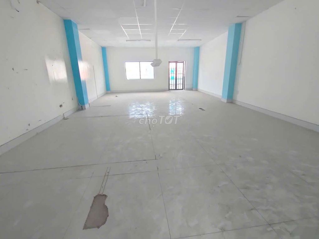 To rent the whole house. 2 Tân Kỳ Tân Quý liters.