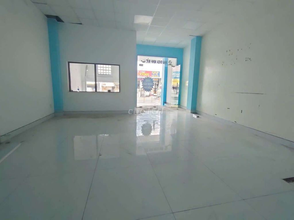 To rent the whole house. 2 Tân Kỳ Tân Quý liters.