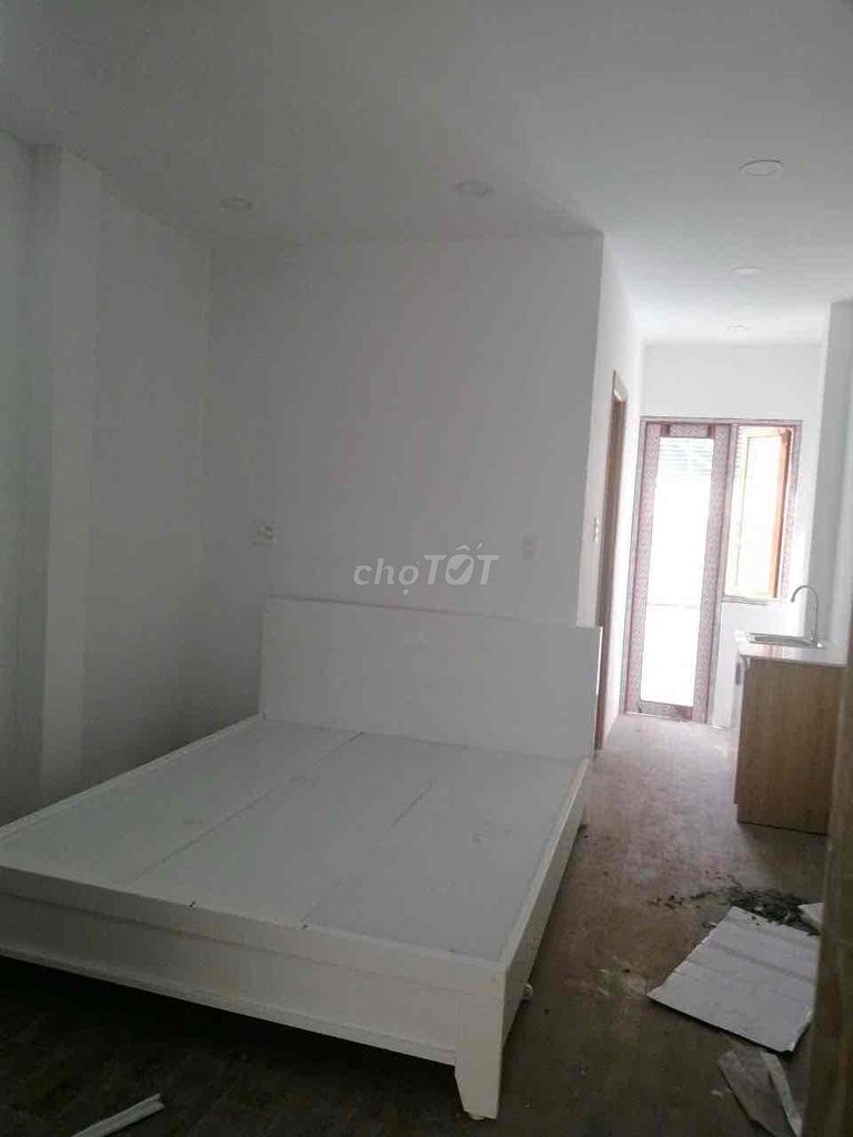Rent 25/5 Nguyễn Bỉnh Khiêm District 1