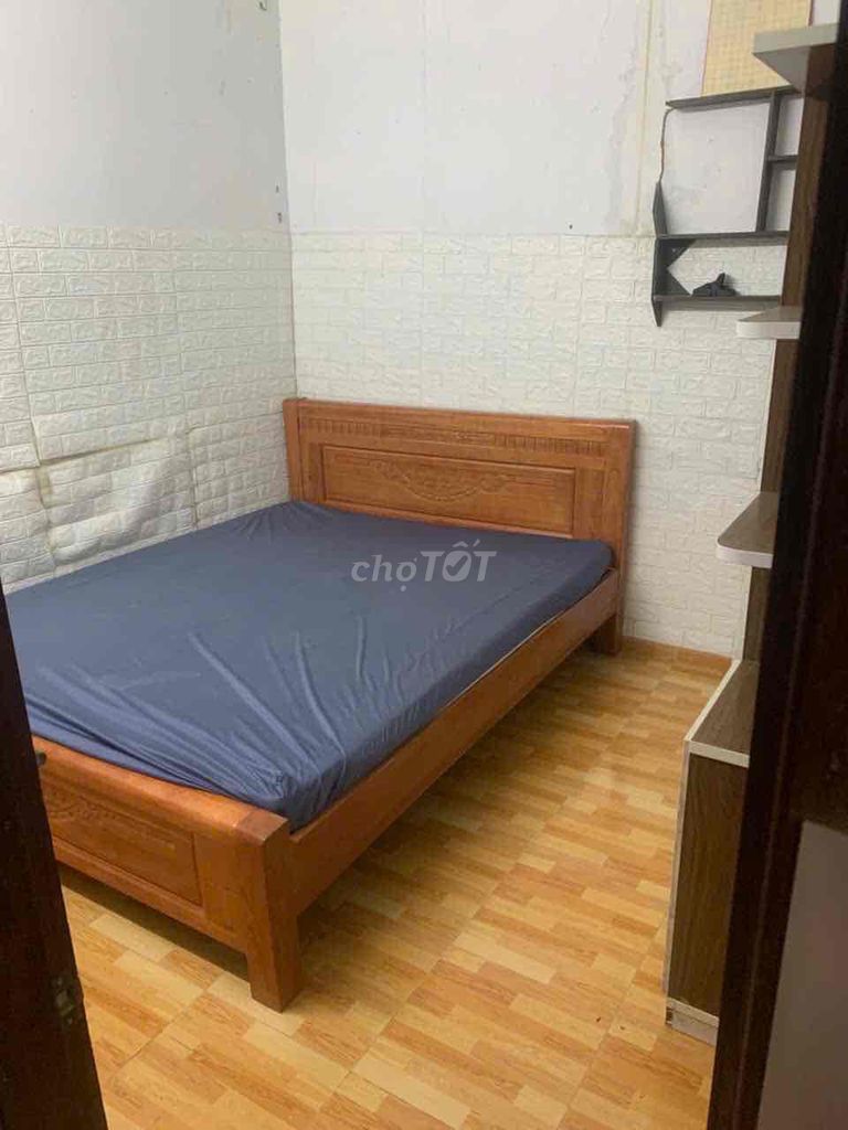 Rent the entire 12th district.