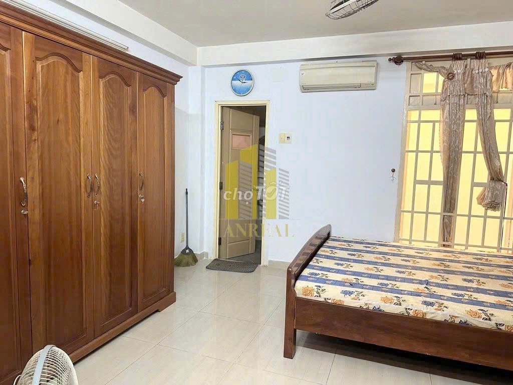Rent Trần Não 4 rooms, furniture. It's only 17 million.
