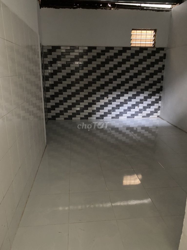 Rent the Krissi Nguyễn Bỉnh Khiêm multikao for 13 million refrigerators.