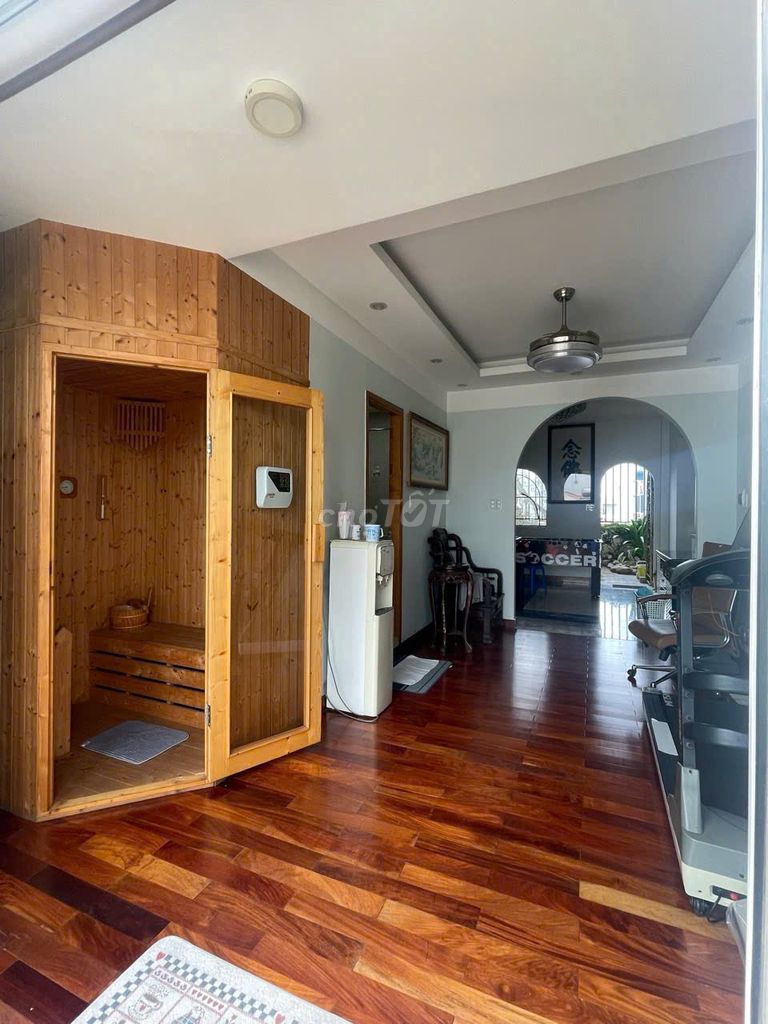 Rent the original house in cash.