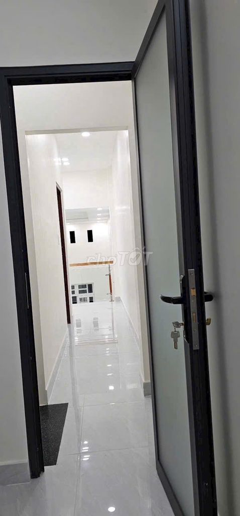 Rent the new original apartment wide lane phường hiệp thành District 12.