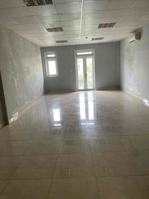 Rent a cash house, helam New Year's.