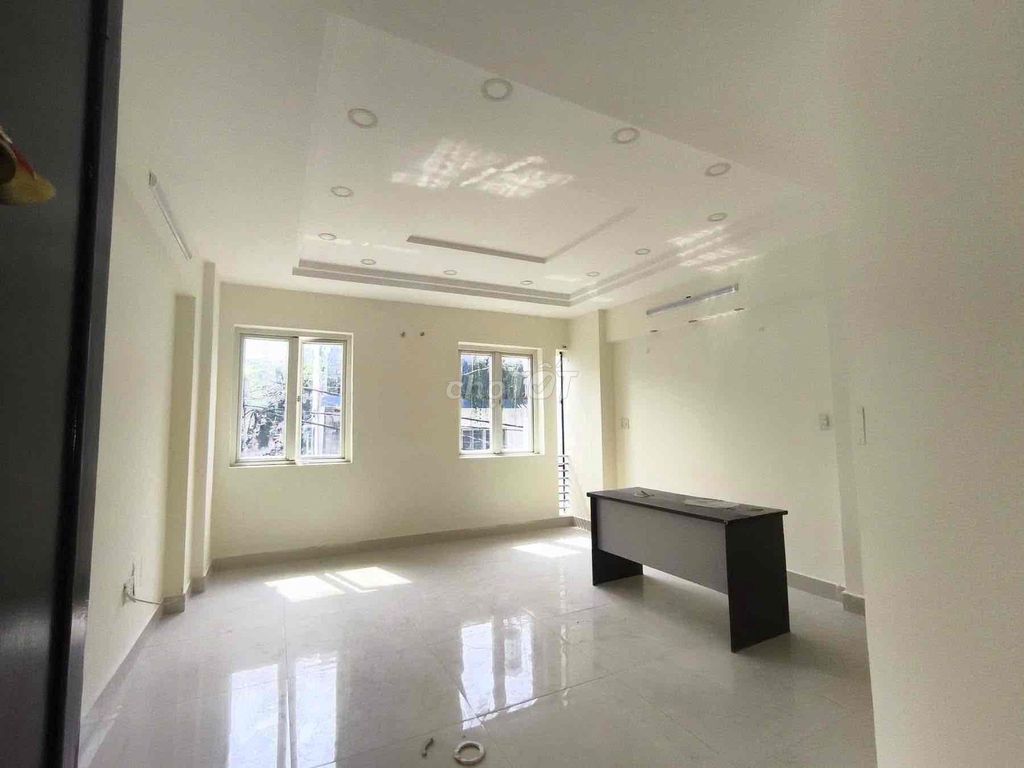 Hxt pine Huỳnh Văn Bánh- Horizontal 5 mx16 m-3 floors