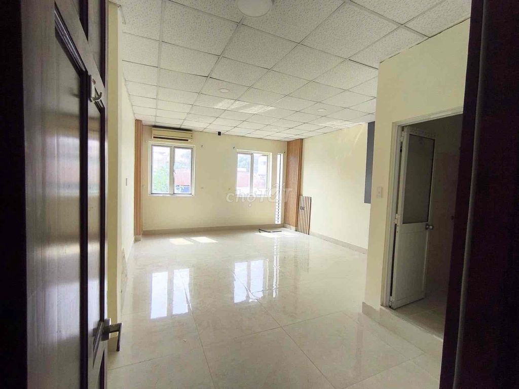 Hxt pine Huỳnh Văn Bánh- Horizontal 5 mx16 m-3 floors