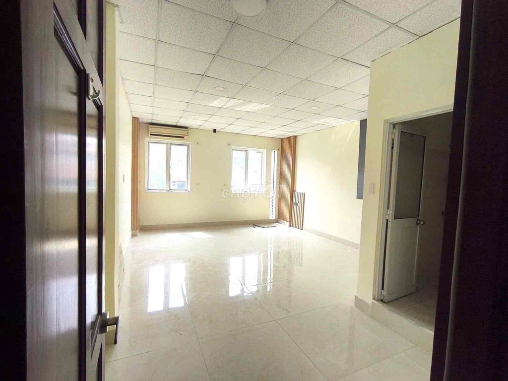 Hxt pine Huỳnh Văn Bánh- Horizontal 5 mx16 m-3 floors