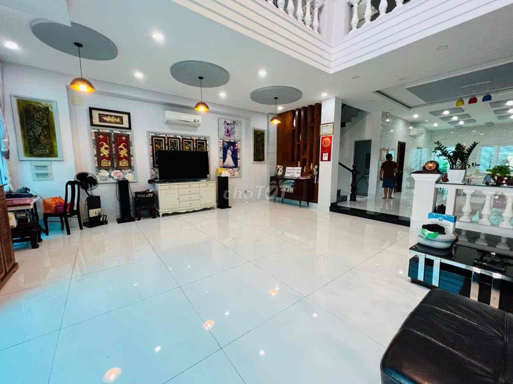 Rent a three-way house-- male dragon ttc, Tân Thuận Đông, 7th District