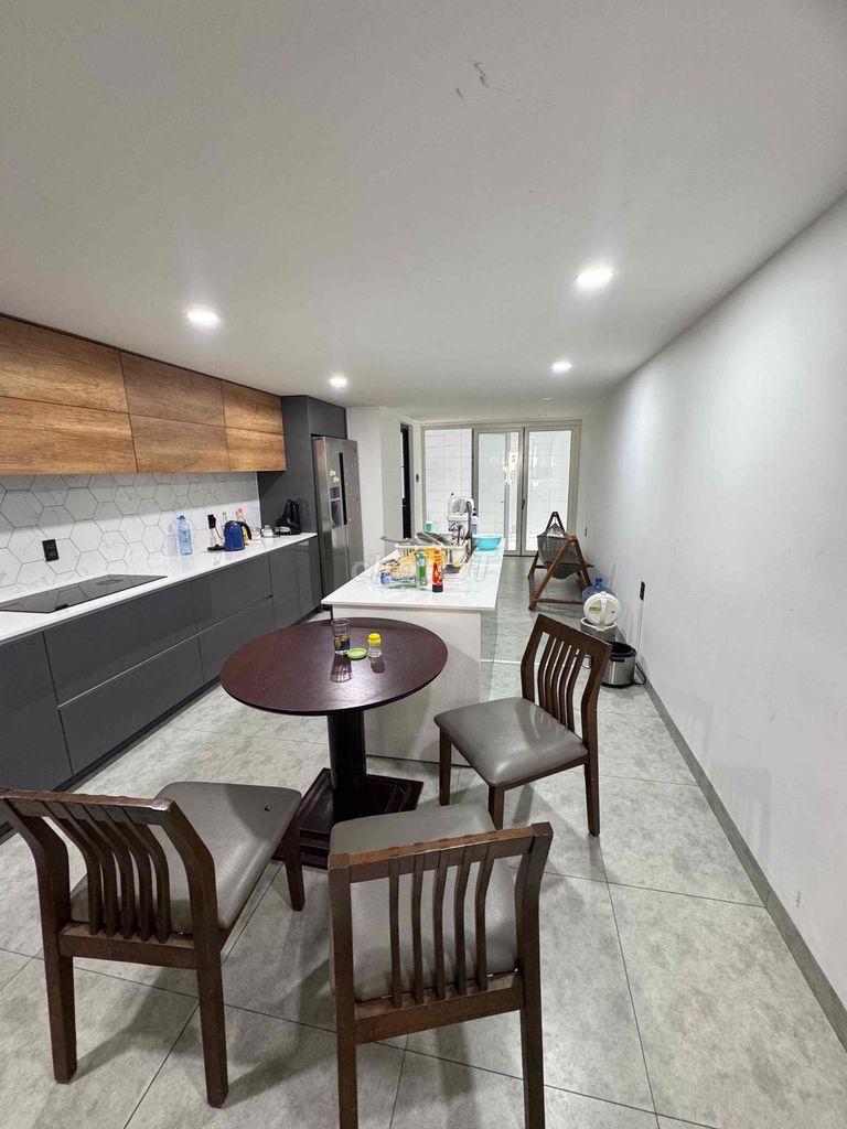 The Tô Hiệu Balane is a peaceful home with new furniture -4 meters x 22 meters