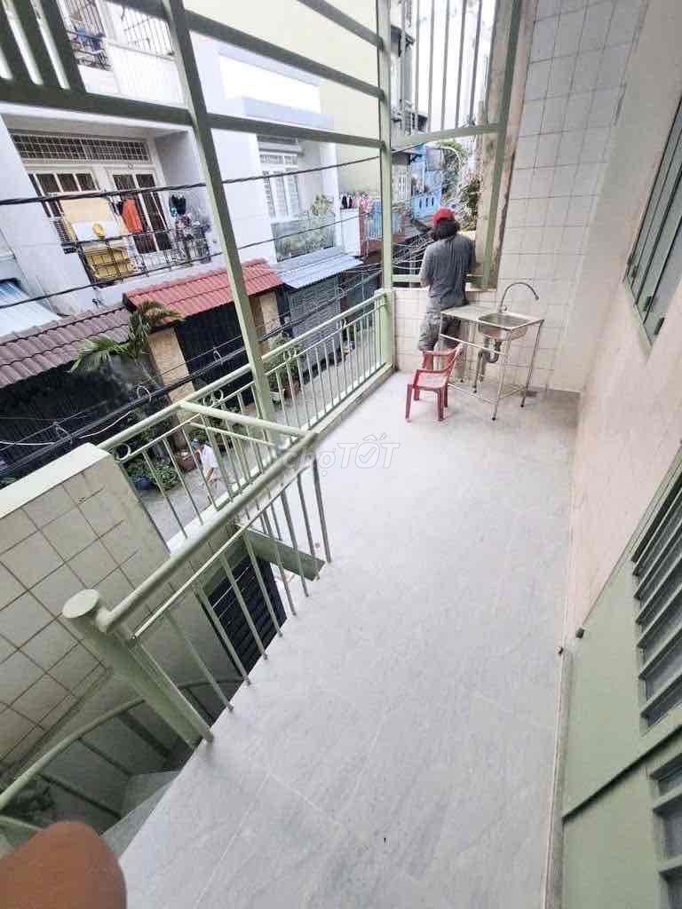 House 4 bedroom, 4.6 x14 meters, Great Sword, 3rd Bình Thạnh