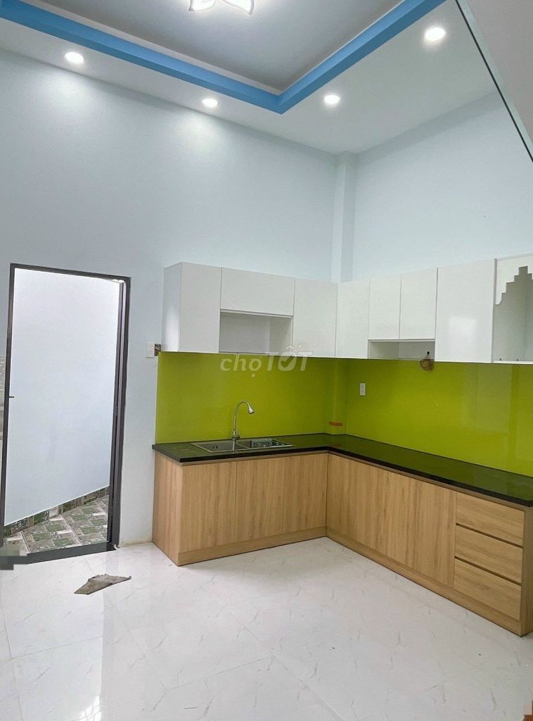 We need to rent one 79 A Bùi Quang Là-712 QGò Vấp.
