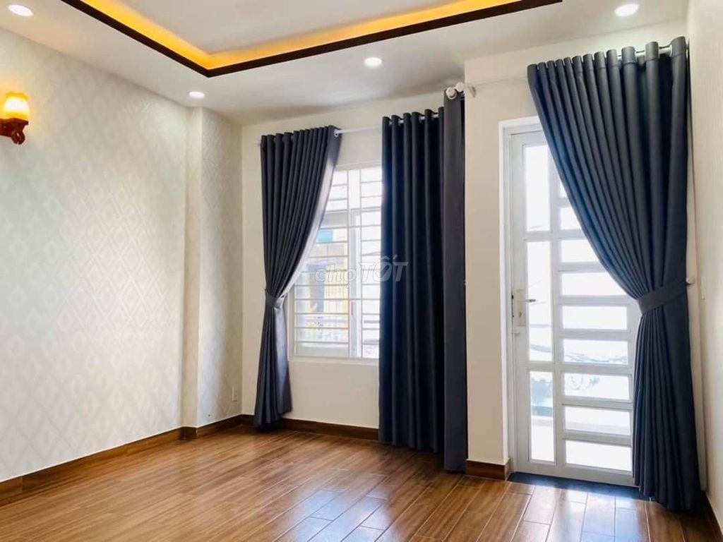 Need to rent 61/5 A Thăng Long-7*4 Q.Tân Bình