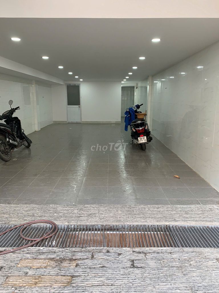 Rent City Land Parki Hill, 5 x 20 meters, Semi and 4 floors, 45 million a month.