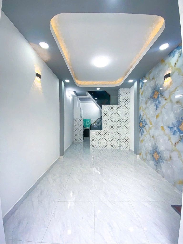 Rent 822/40 cmt8, Tân Bình - 3 bedroom - 10 million