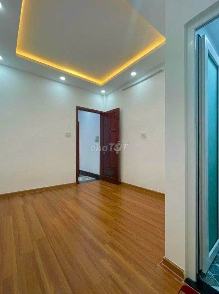 Renting an alley house of 115/3 B Trần Quốc Thảo (1903) 8, District 3