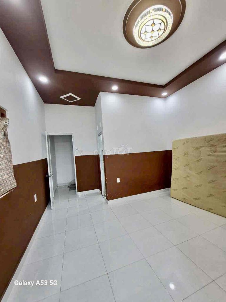 3 Cold Machine 4 x 8 meters - 3rd floor (4 toilet bedroom) Hương Lộ 2