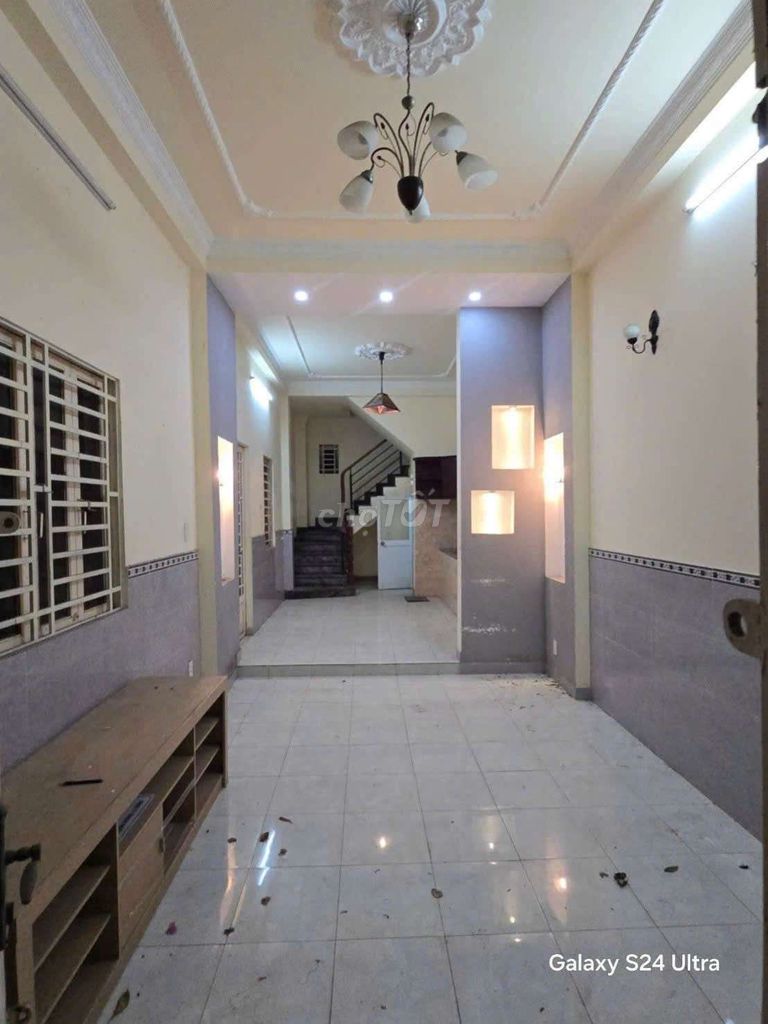 Two. House 1 MM 2th floor + land after 7 m street 8 meters car enter