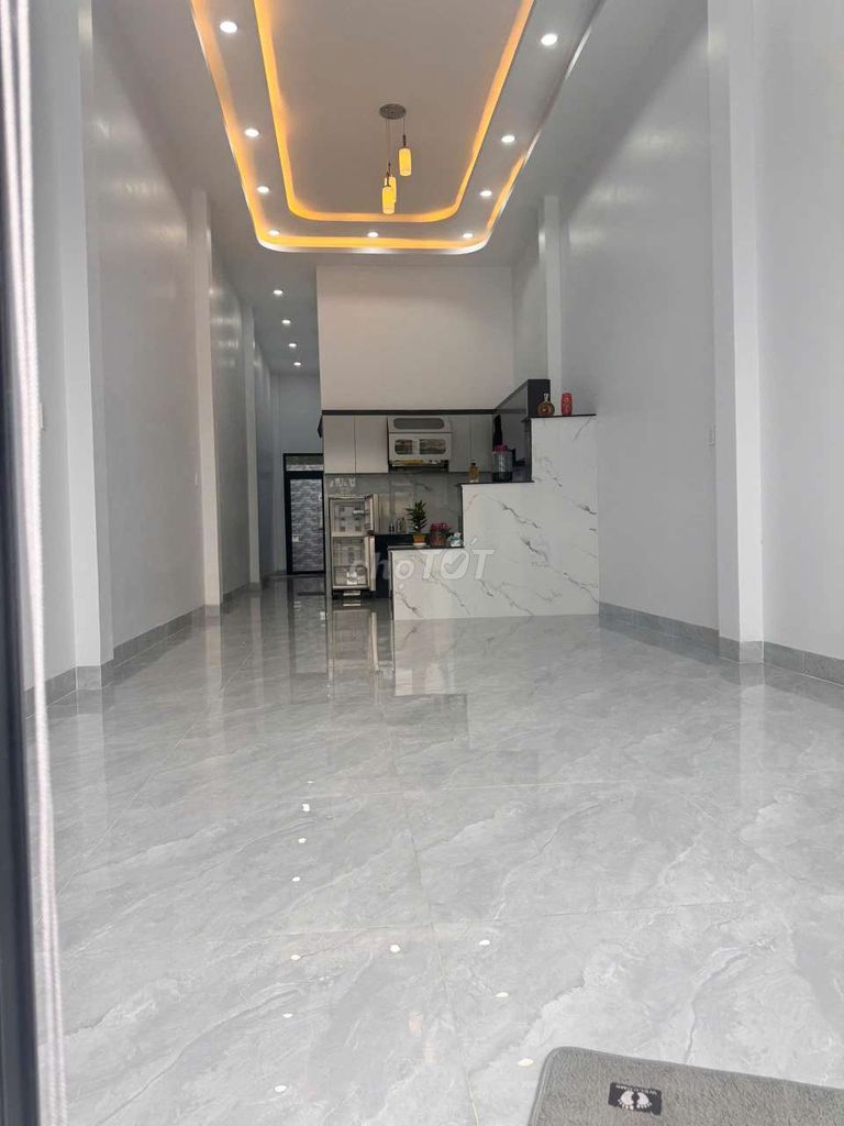 Rent cash house.