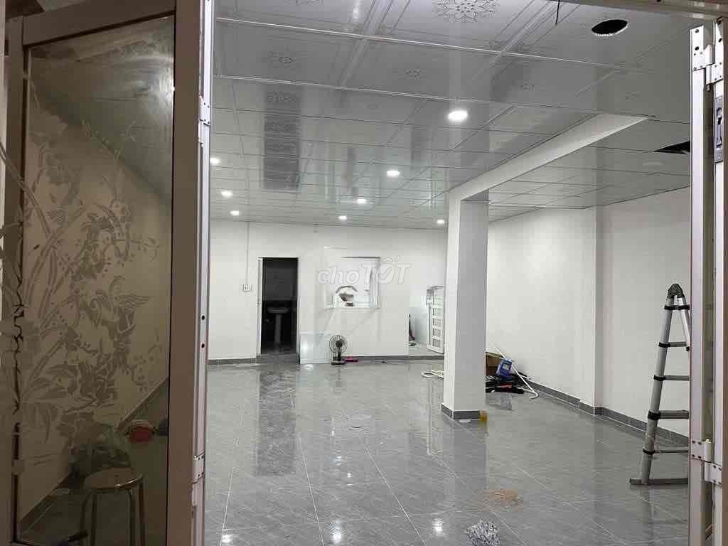 (7 meters x 13 meters), one bedroom, one bathroom, one floor. O 9 3 3 3 3 3 2 2 8 3