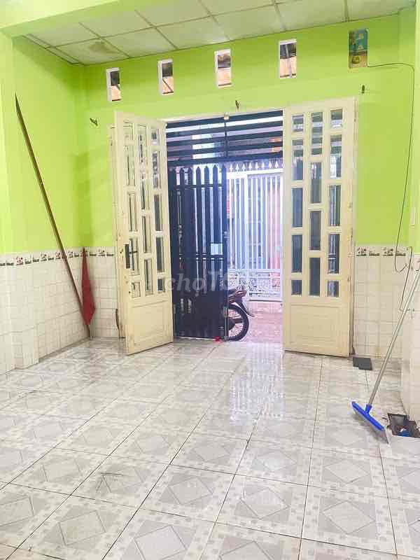 4 x 9 meters 1 .50 feet, 3 out of 3. số 1. Bình Tân