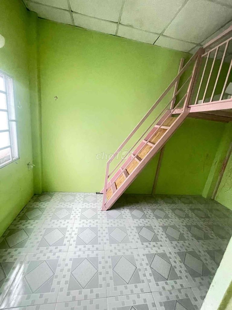4 x 9 meters 1 .50 feet, 3 out of 3. số 1. Bình Tân